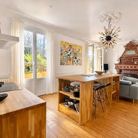 Beautiful With Terrace Apartment Arcachon