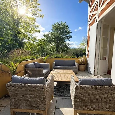 Beautiful With Terrace * Аркашон