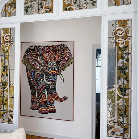 Beautiful With Terrace Apartment