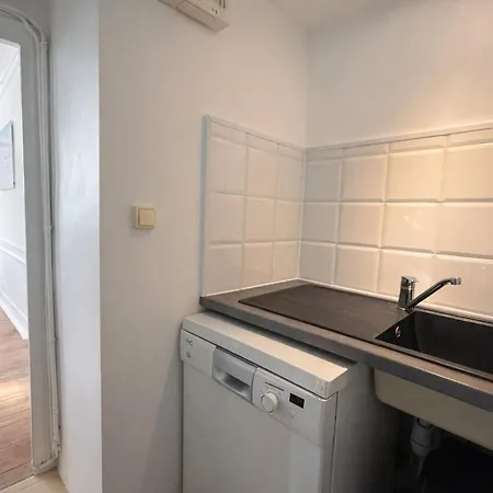 Beautiful With Terrace Apartment