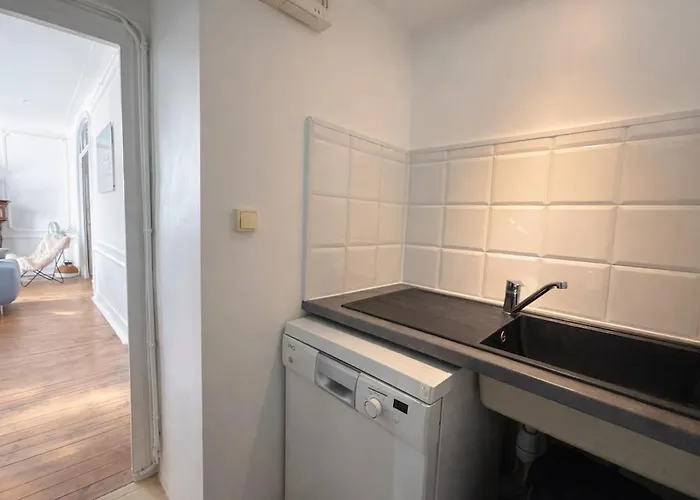 Beautiful With Terrace Appartement