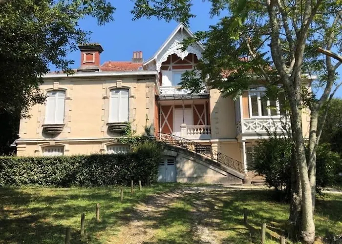 Beautiful With Terrace Arcachon